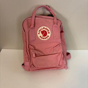 F'jallraven Pink Small Backpack